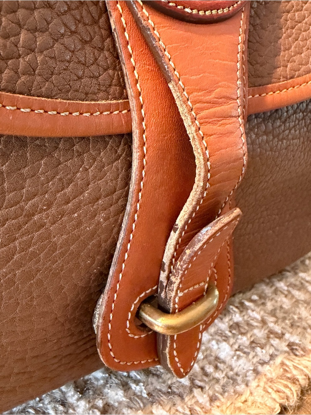 Vintage Dooney & Bourke All Weather Leather Essex Shoulder/Crossbody Bag - Picture 10 of 10